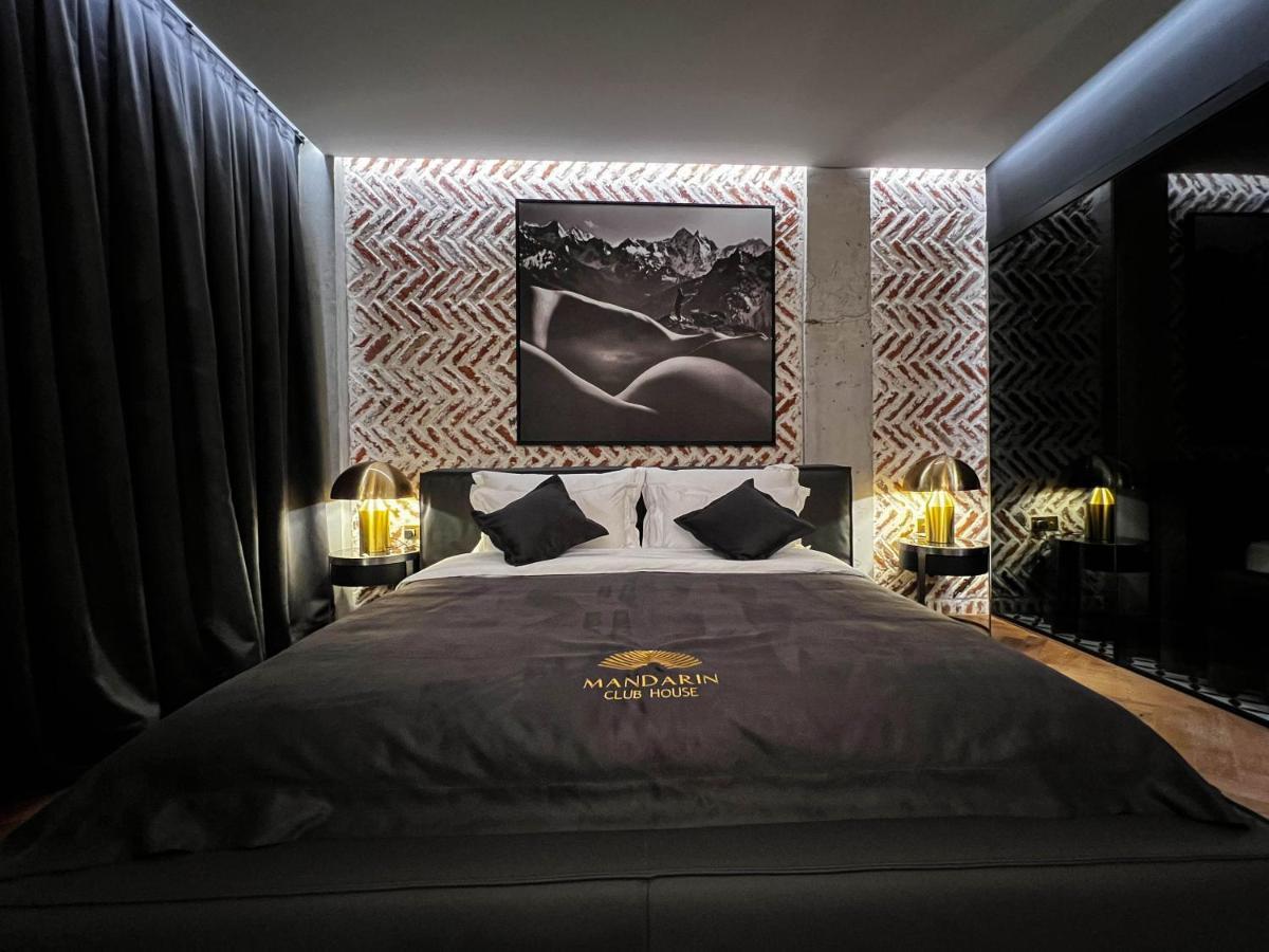 Mandarin Club House Hotel Batumi Eksteriør billede