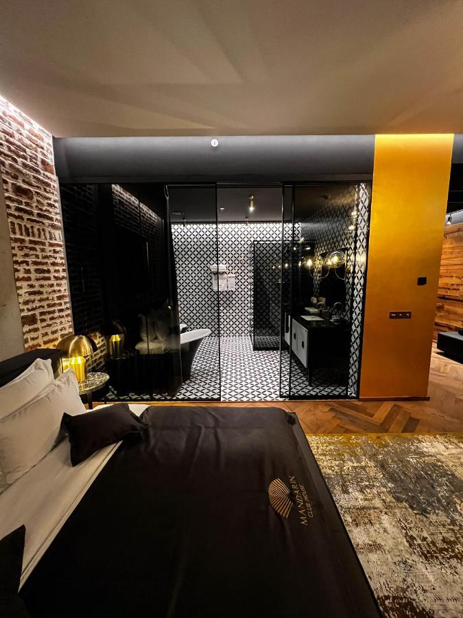 Mandarin Club House Hotel Batumi Eksteriør billede