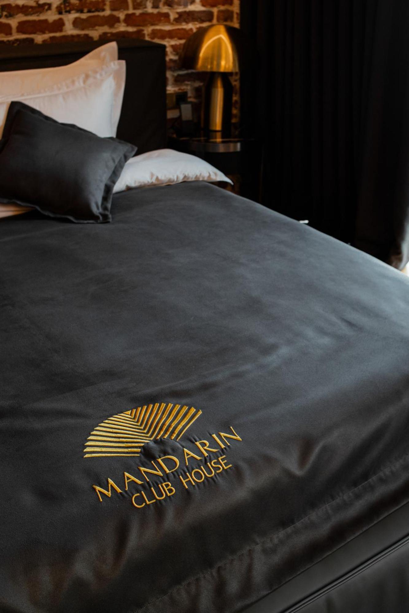 Mandarin Club House Hotel Batumi Eksteriør billede